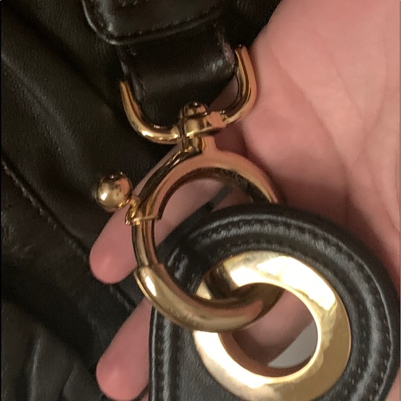 GOLDENBLEU Black Leather Shoulder Bag - Picture 2 of 11